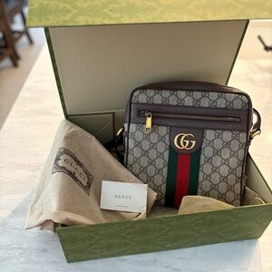Gucci crossbody